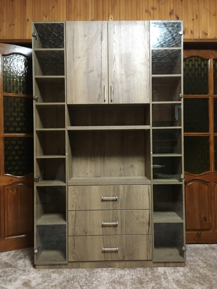 Книжный шкафчик с подсветкой