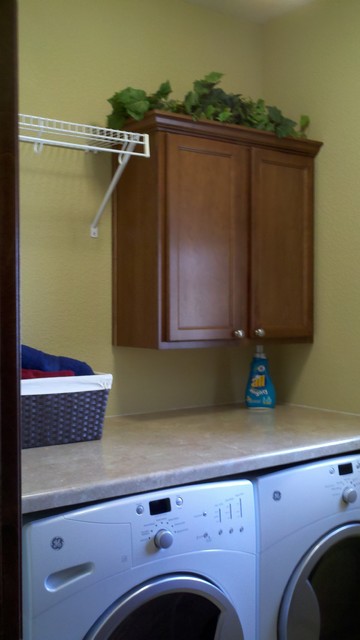 Hunter Ridge - Hawthorn Model traditional-laundry-room