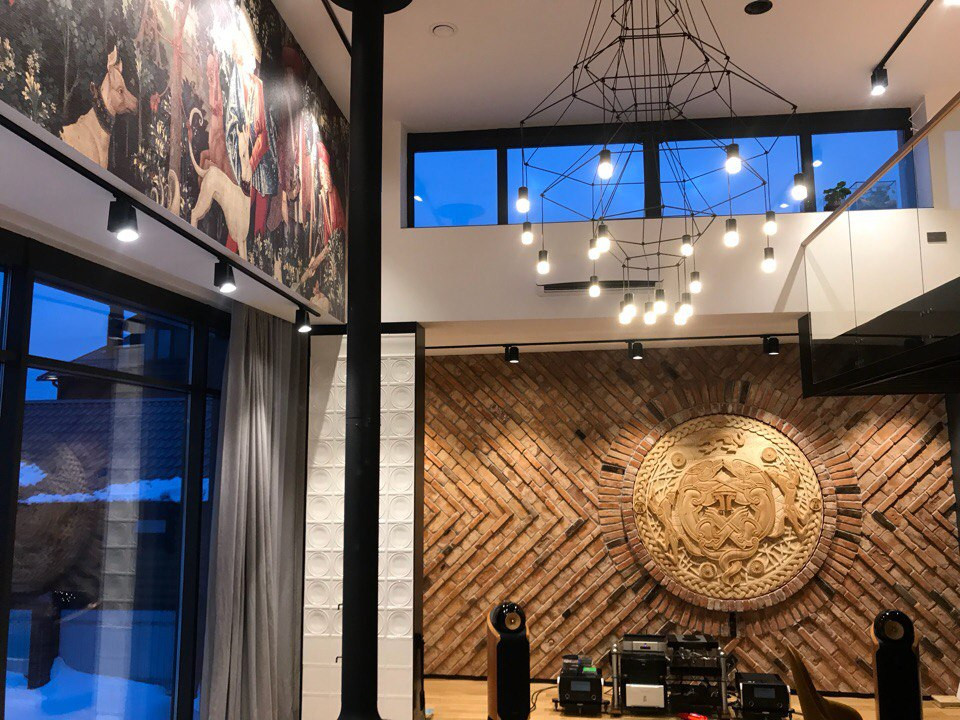 Дом у озера (Цимлянское)