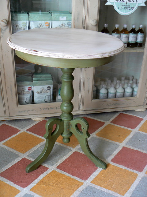 Commissions rustic-kitchen