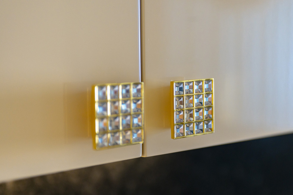 ЖК ЗАЗЕРКАЛЬЕ 407