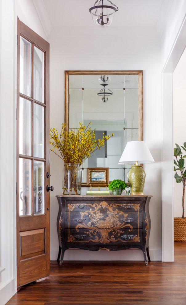 Inspiration for a coastal home design remodel in Jacksonville