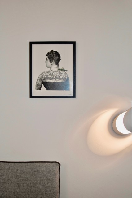 Esempio di una camera da letto minimal