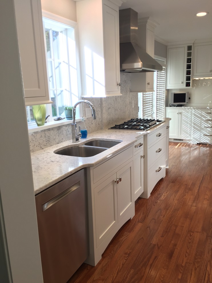 White Kitchen with Full-height backsplash