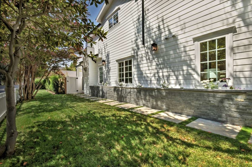 Студио Сити - Лос Анджелес. Дом в стиле кейп-код.