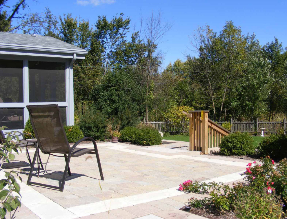 Screened Porch with Dog Wash