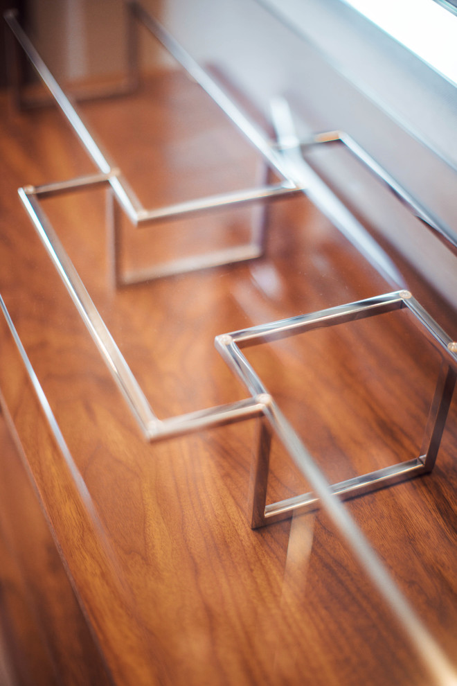 Галошница из массива