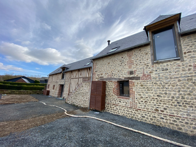 Normandie scandinavian-house-exterior