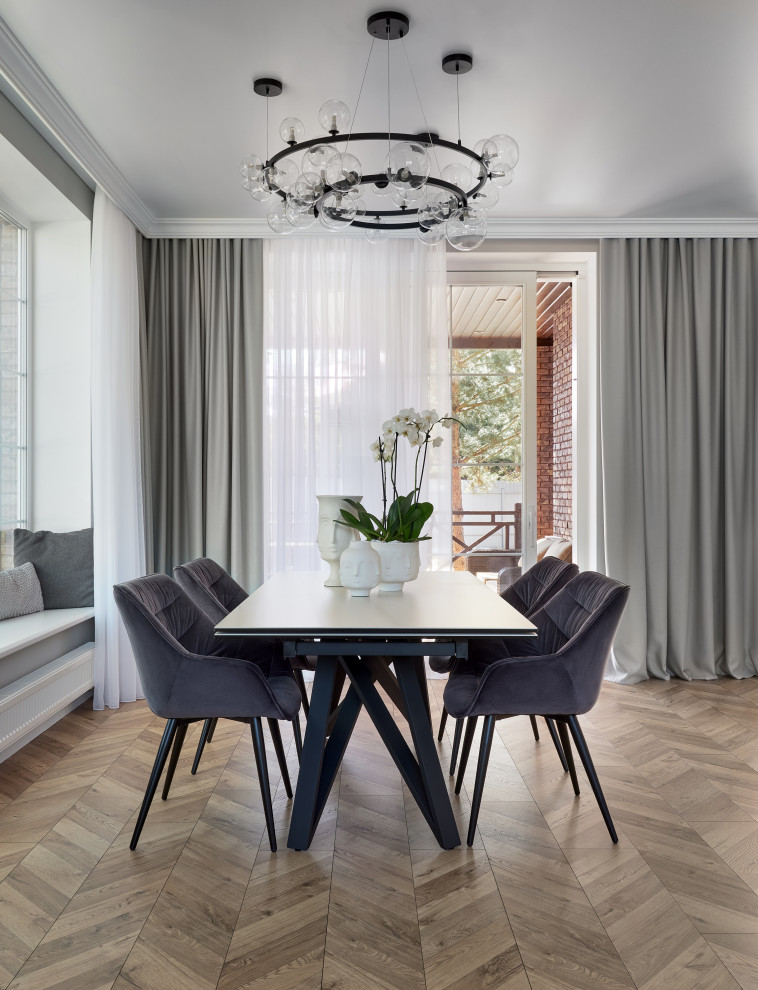 Современный интерьер с нотками классики: дом в Воронеже