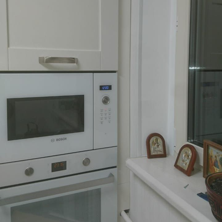 Белая кухня от Дом Кваренги