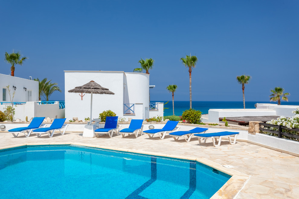 Cozy villa margo by the sea