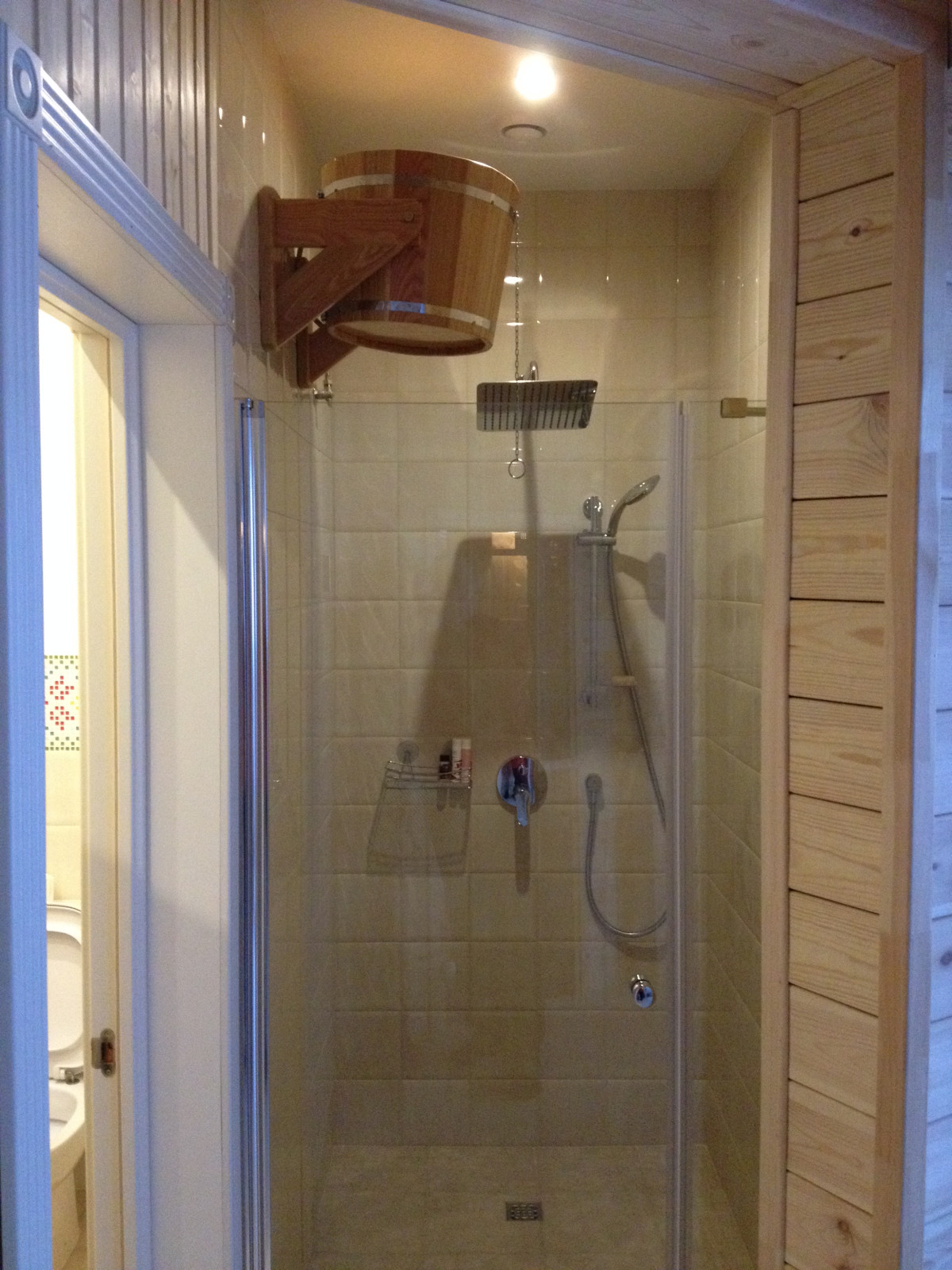 Кемень, керамика.