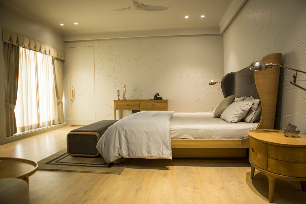 Photo of a contemporary bedroom in Ahmedabad.