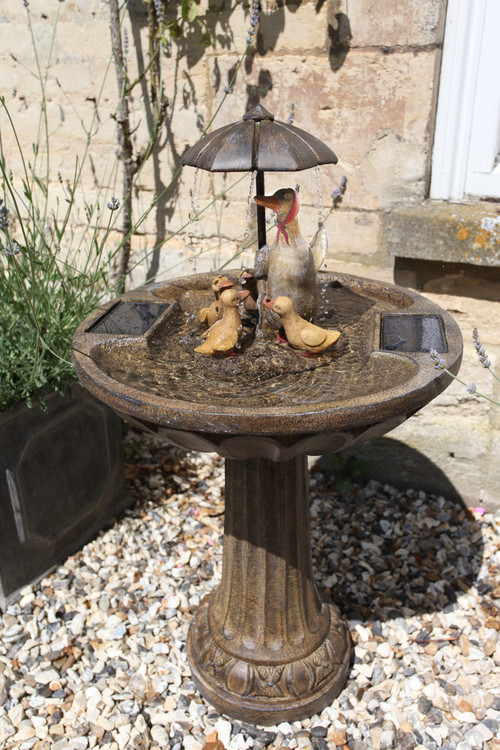 Smart Garden Umbrella Duck Family Fountain Solar Water Feature