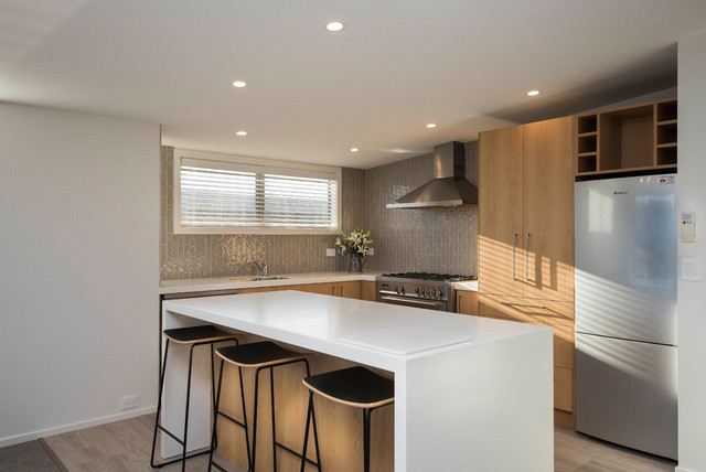 Wanaka Apartments modern-kitchen