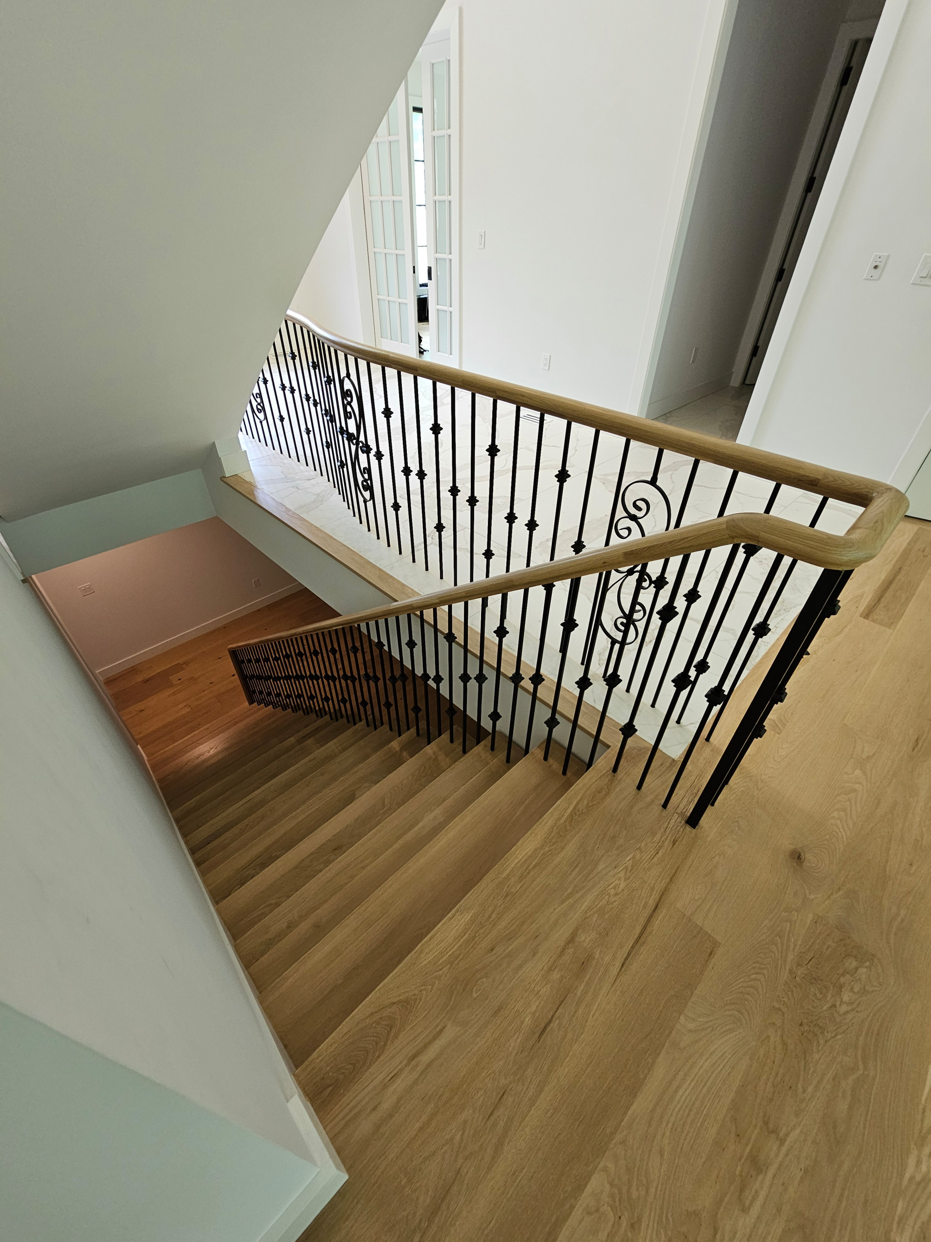 120_Luxurious White Oak Stair with Iron Balusters, Great Falls, 22066