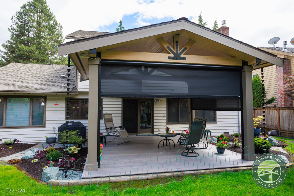 Inspiration for a mid-sized contemporary patio remodel in Seattle