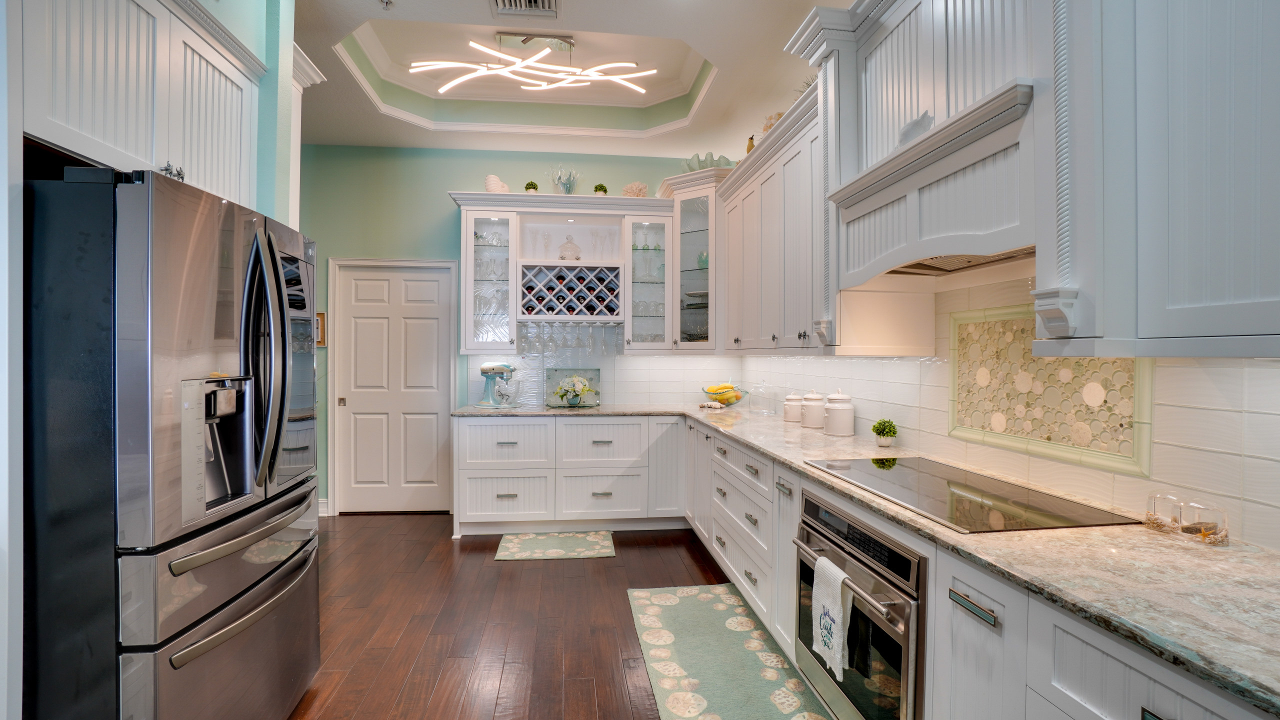 Oceanfront Condo Kitchen