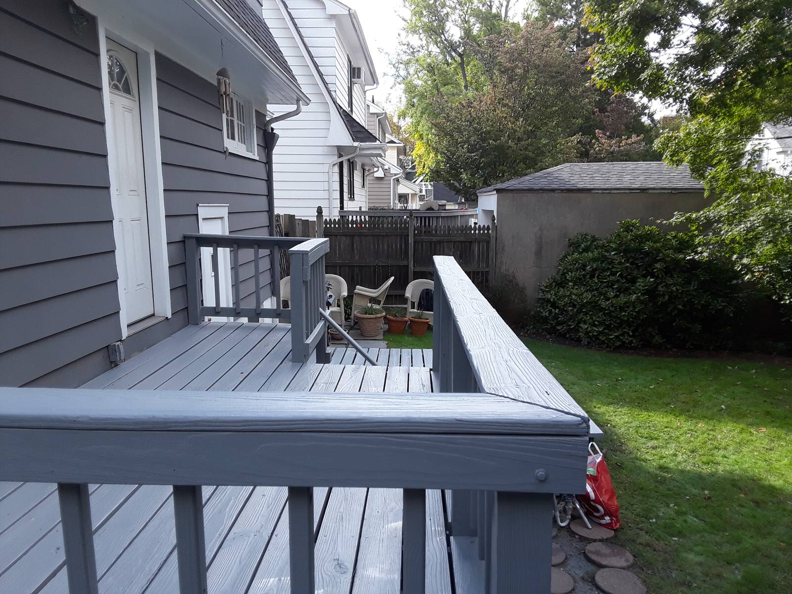 Painting deck in staten island