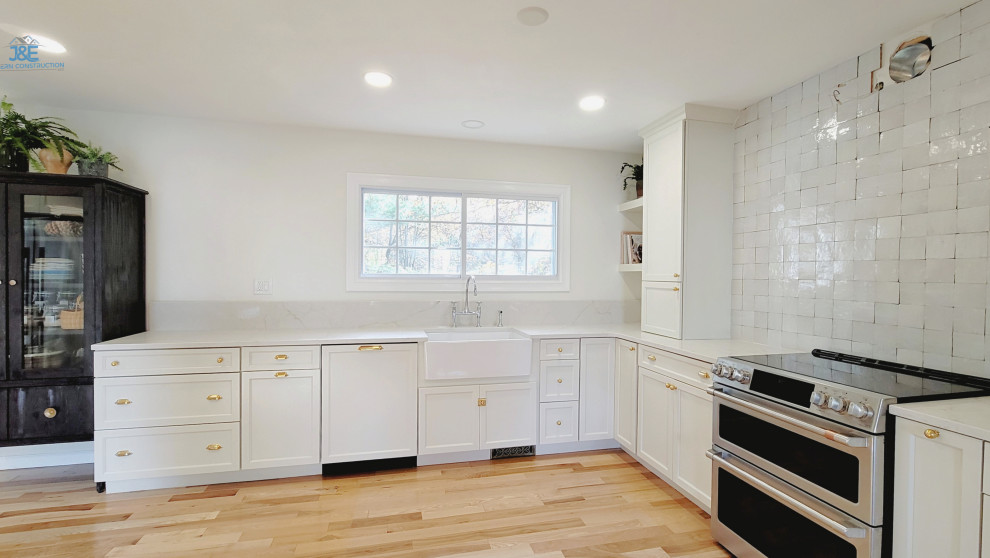 Mountain style kitchen photo in Baltimore