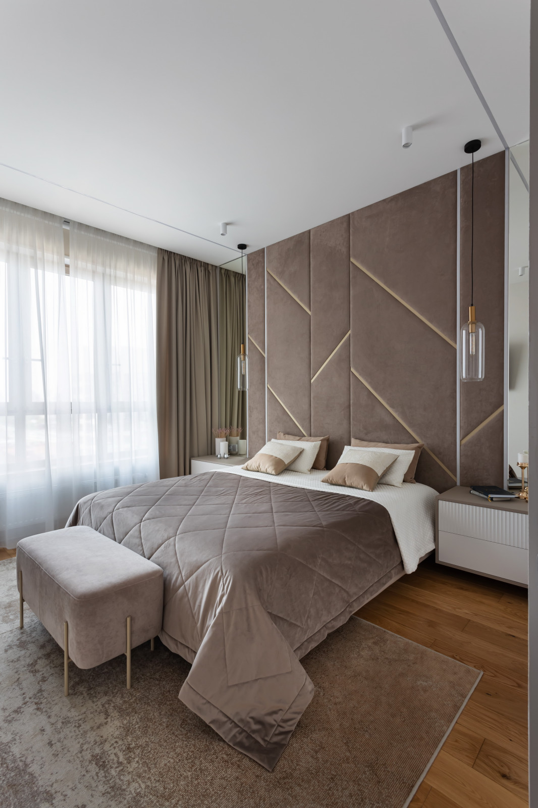 Нежная спальня в ЖК Макаровский