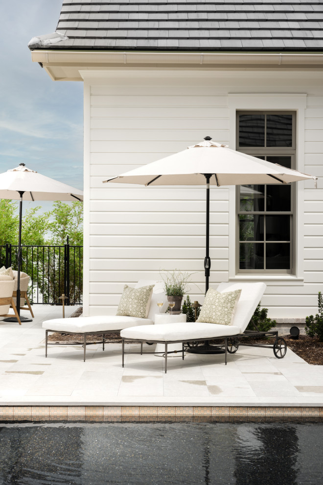 Inspiration for a transitional pool remodel in Orlando