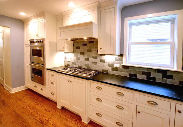 Craftsman Style Cabinets Oak Hardwood Flooring Traditional