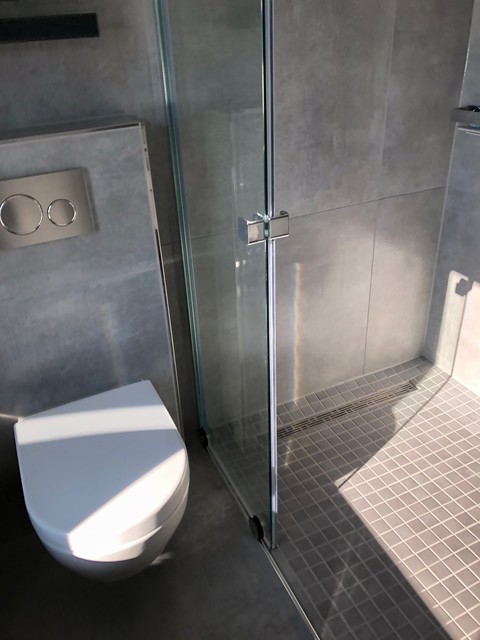WC - Dusche, DG. contemporary-badrum