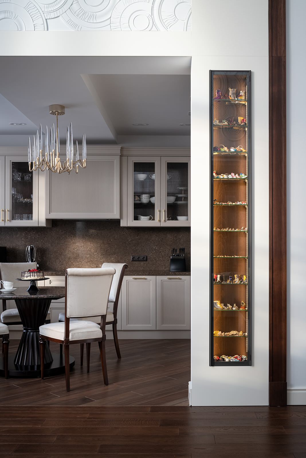 Белый, холодный, бразильский кофе