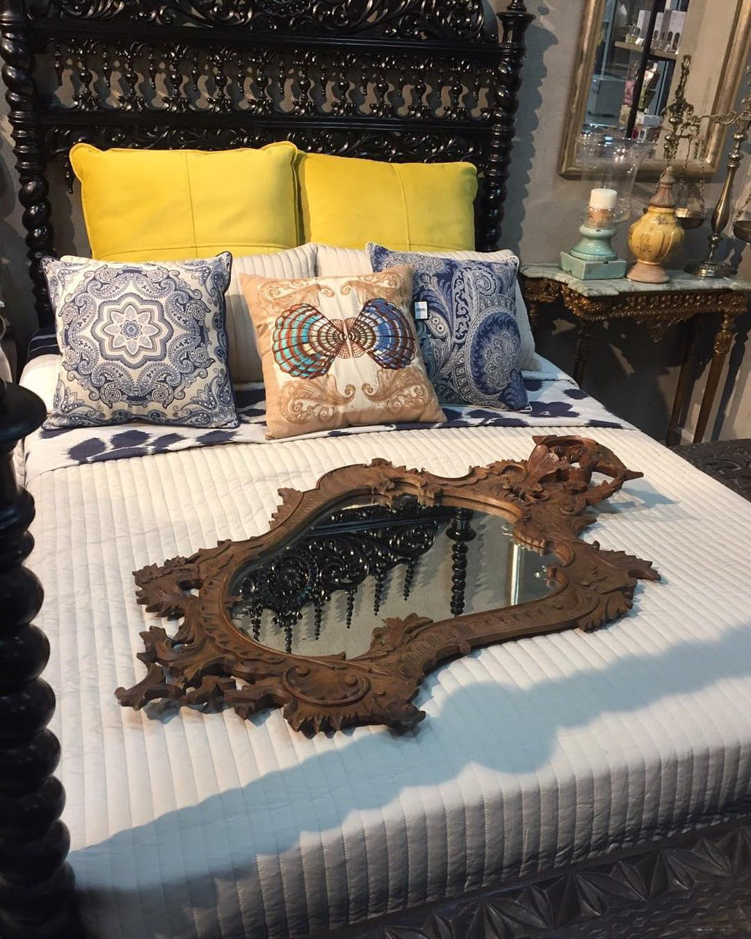 Новая жизum антикварных вещей