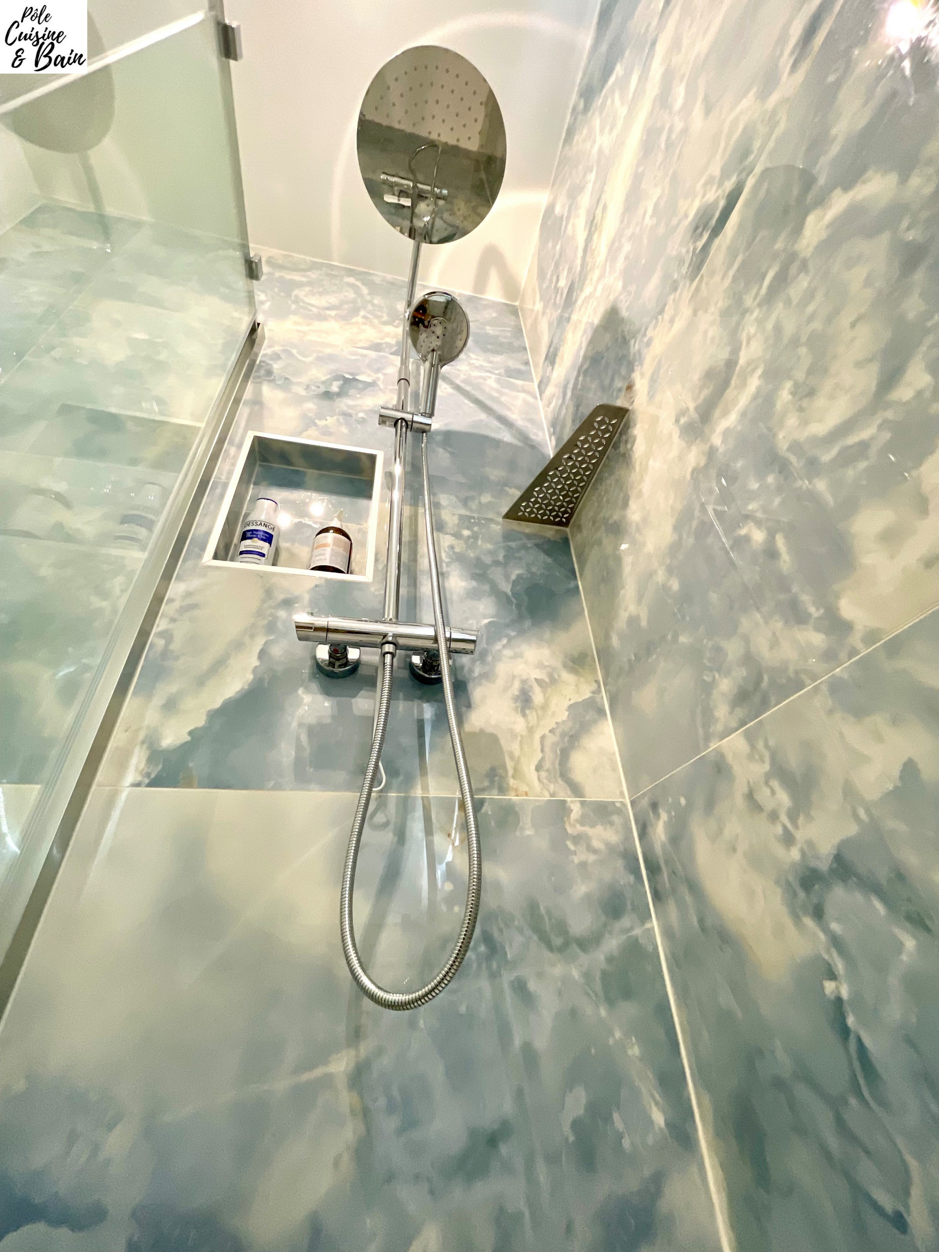 Salle d'eau: rénovation complète des années 80 à aujourd'hui
