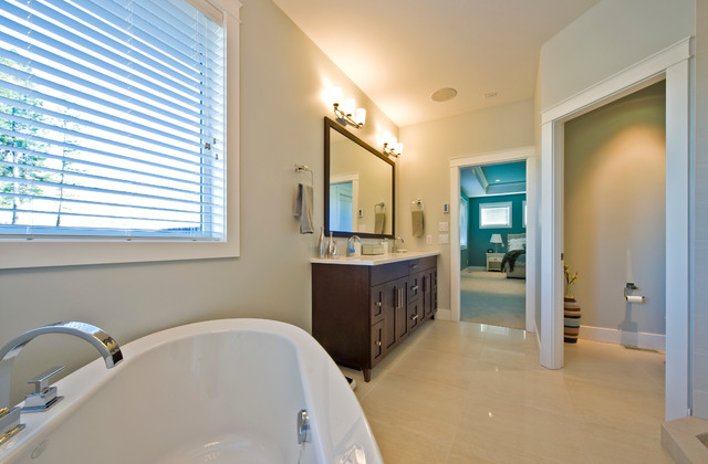 Private Residence modern-badezimmer