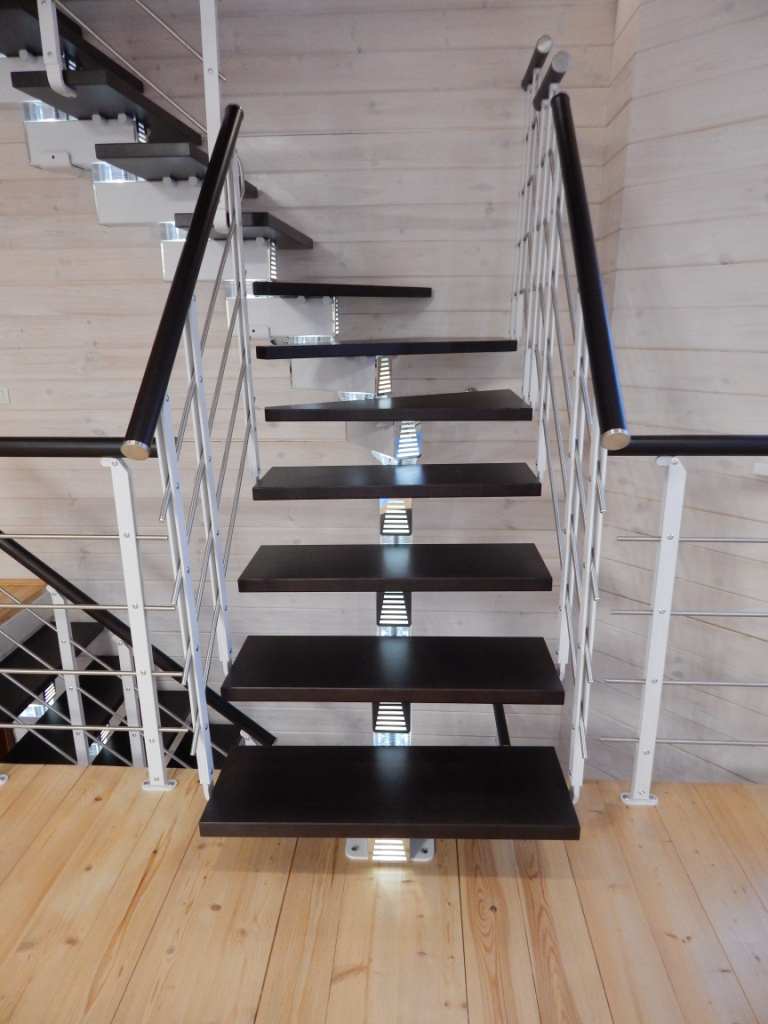 Модульная лестница от Rintal-M с подсветкой