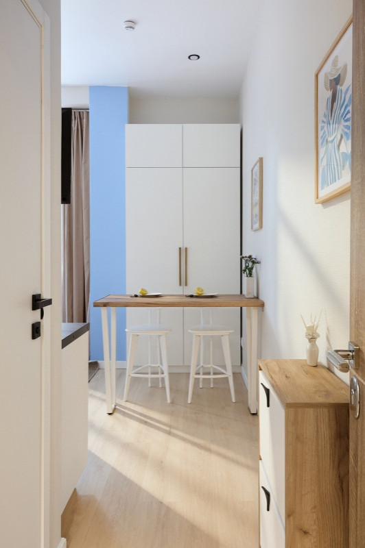 Октябрьский 403 7725