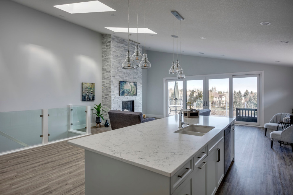 Home design - transitional home design idea in Calgary