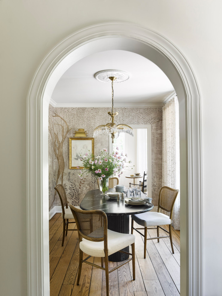 Inspiration for a timeless dining room remodel in Nashville