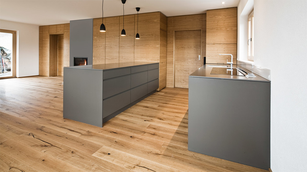 Schreinerküche in Wohnzimmer integriert - Modern - Küche - München ...