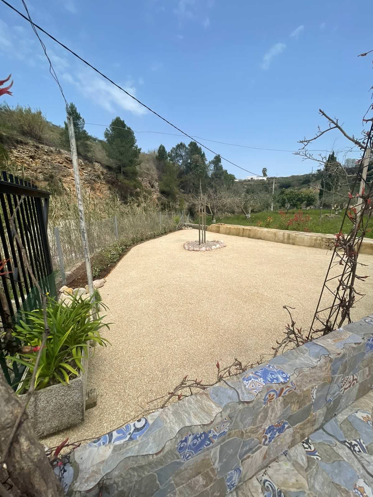 Remodelación de zona ajardinada pequeña