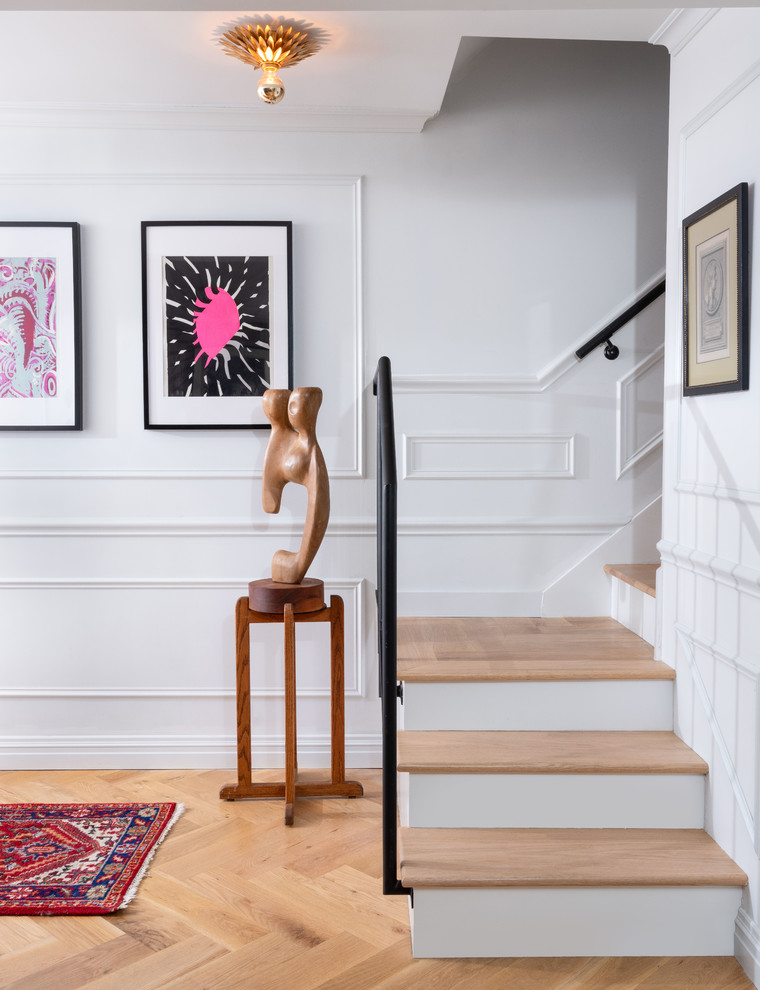 Mid-sized eclectic staircase in New York.