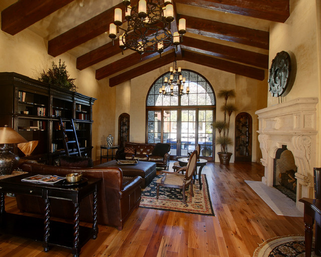 Desert Traditional 3 mediterranean-living-room