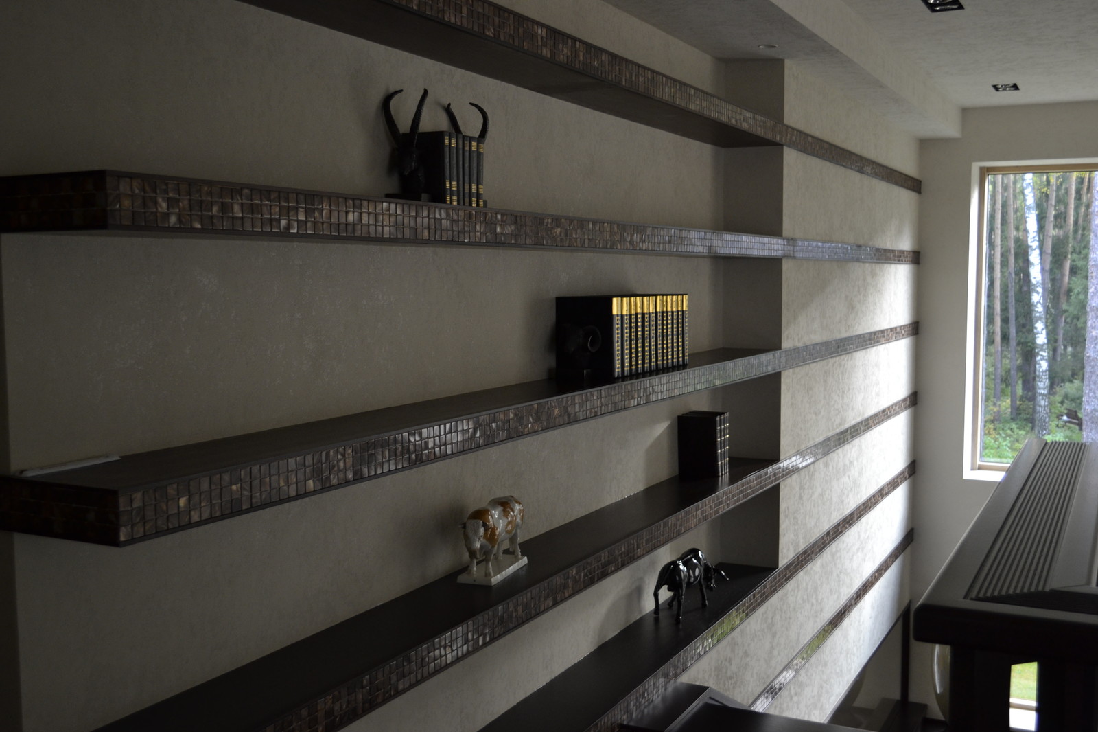 Мебель и предметы интерьера, выполненные по моим эскизам совместно с фабриками