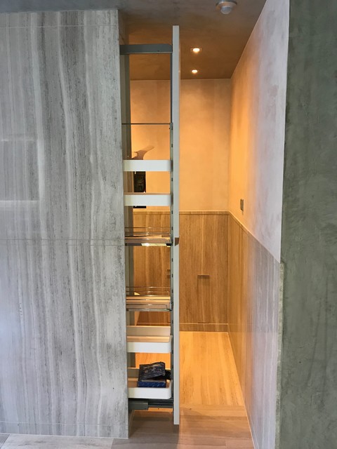 Apothekerschrank in Badezimmer - Modern - Badezimmer - Düsseldorf - von GesagtGetan Möbeldesign