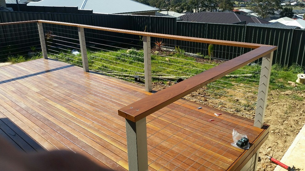 Photo of a contemporary deck in Adelaide.