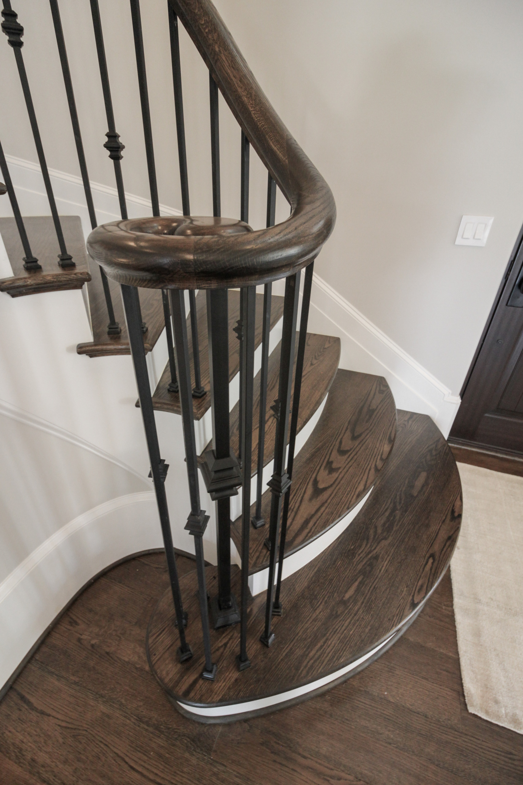 86_ Gorgeous Floating Curved Staircase, McLean VA 22066
