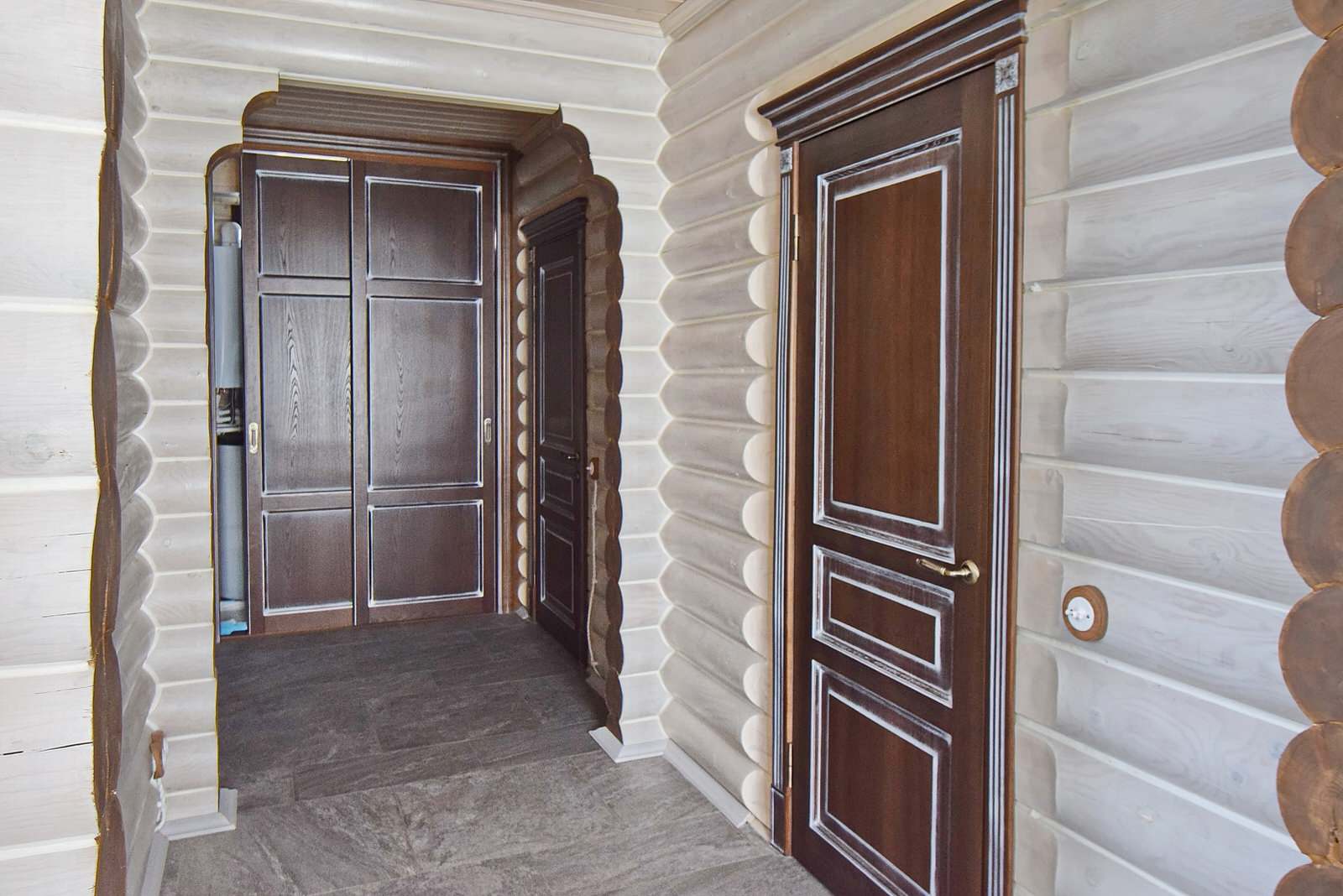 Прихожая/Холл в срубе