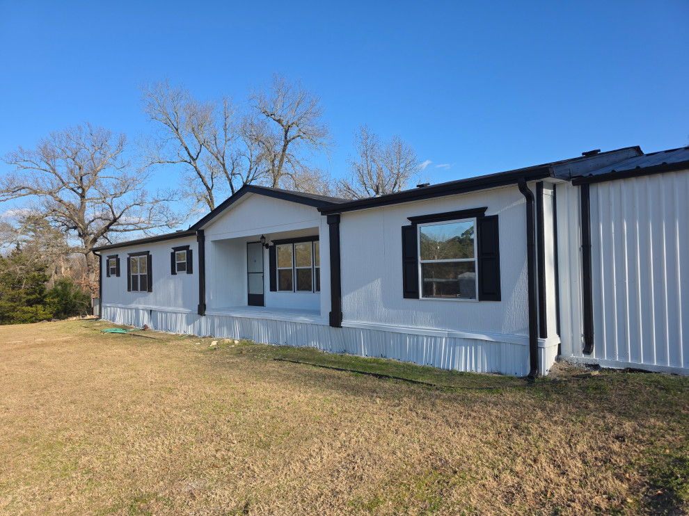 Brad, Kesta, and Temi