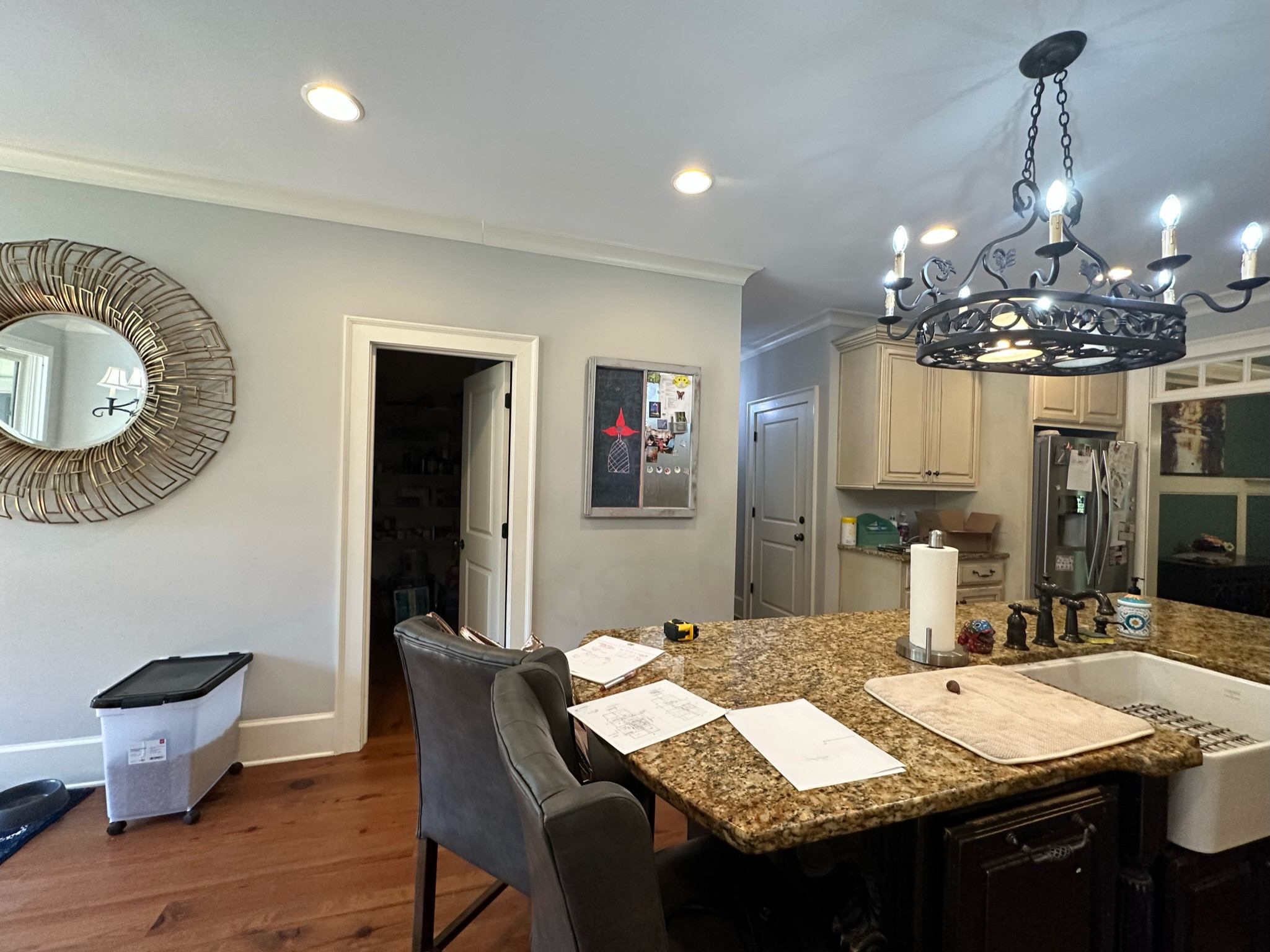 KENNESAW Modern Farmhouse