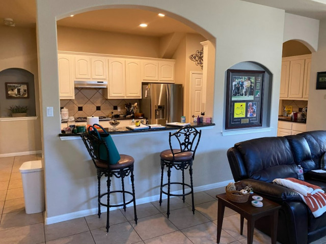 Kitchen Before traditional