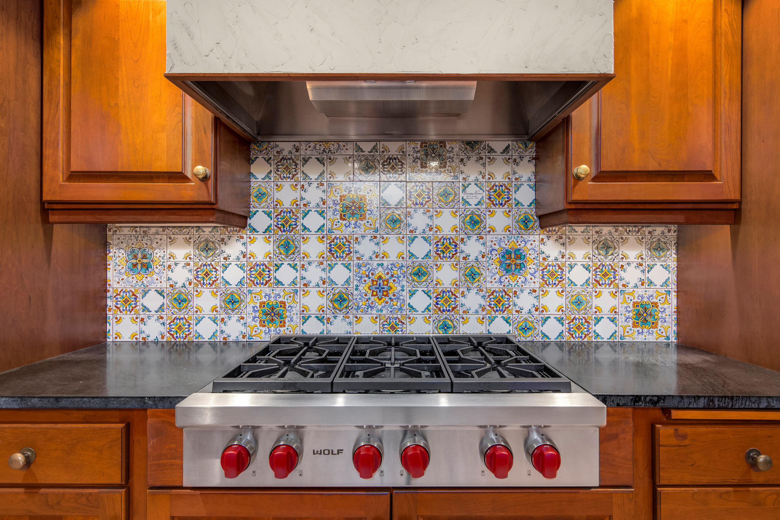 Mediterranean Kitchen I Clyde Hill