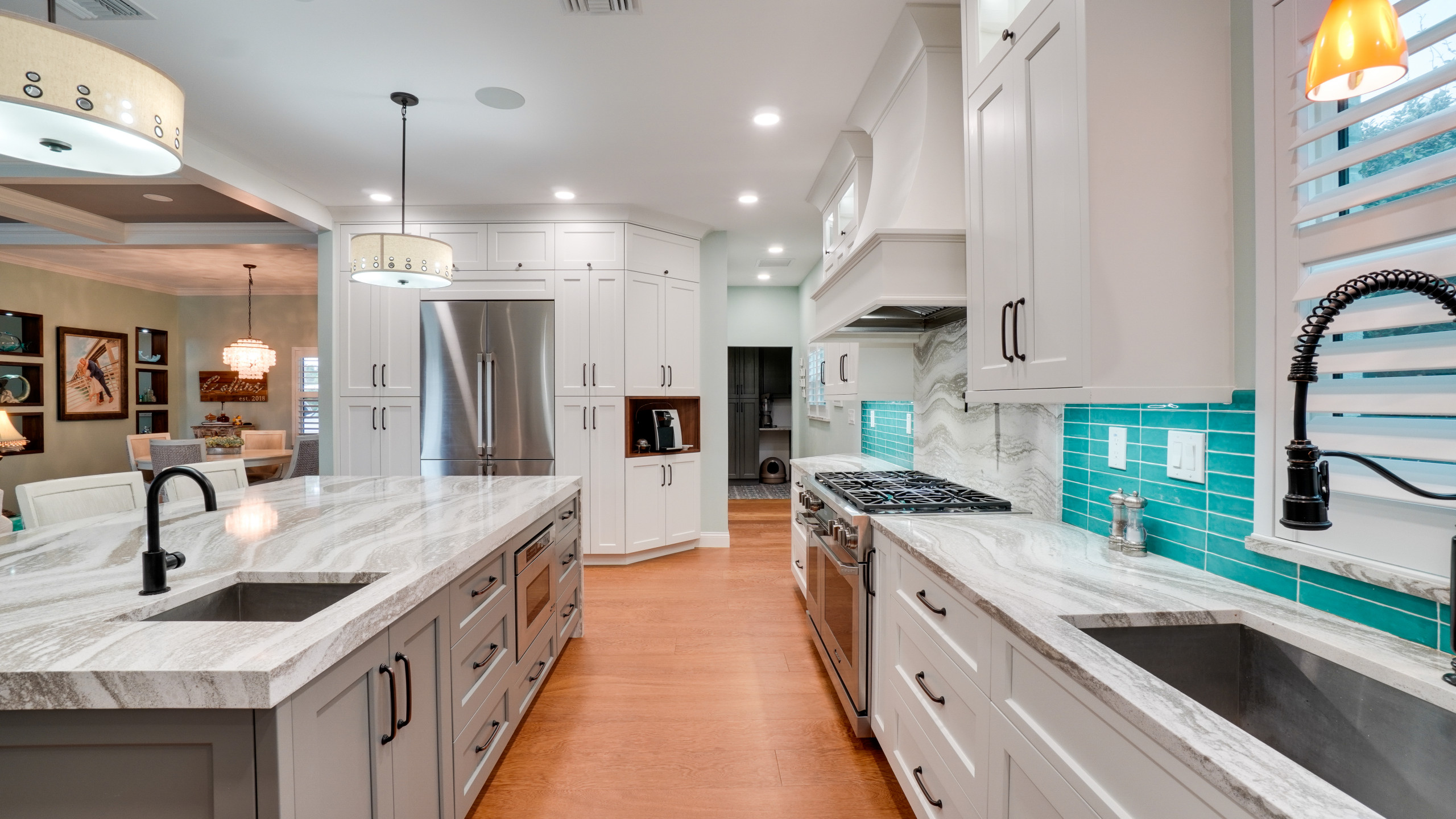 Example of a kitchen design in Orlando